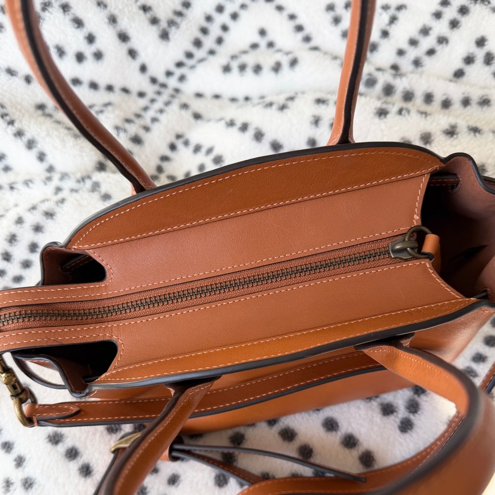 Coach Soft Empire Carryall Bag 21 - Toffee - Picture 5 of 5